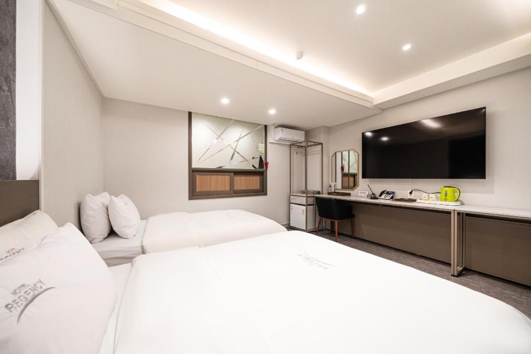 Regency Hotel Seongnam Exterior photo