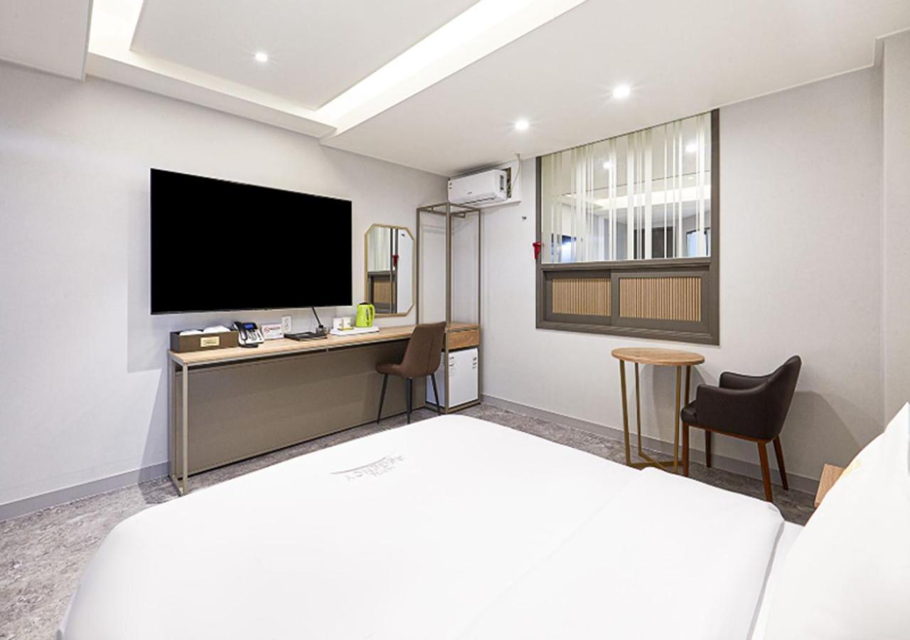Regency Hotel Seongnam Exterior photo