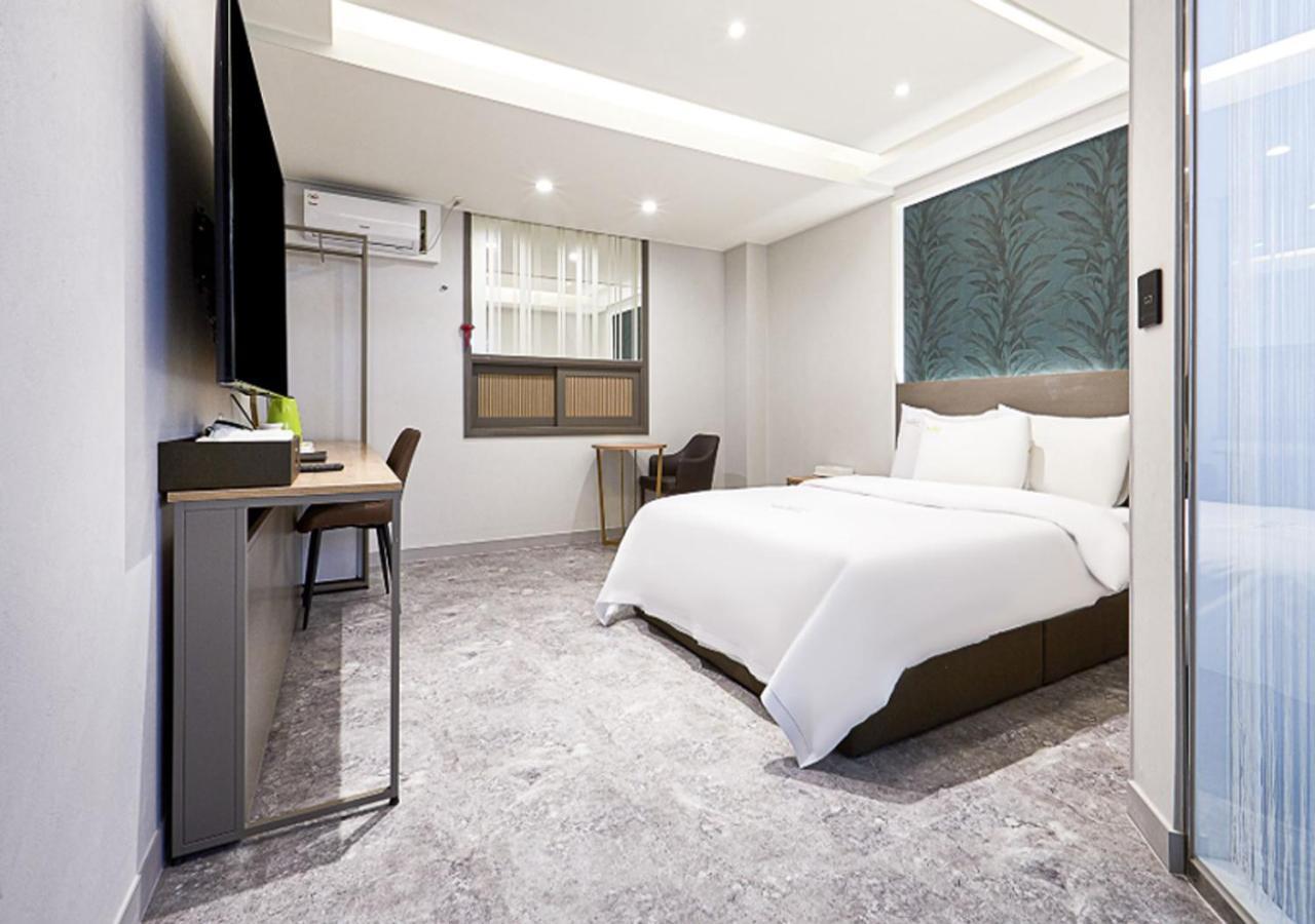 Regency Hotel Seongnam Exterior photo