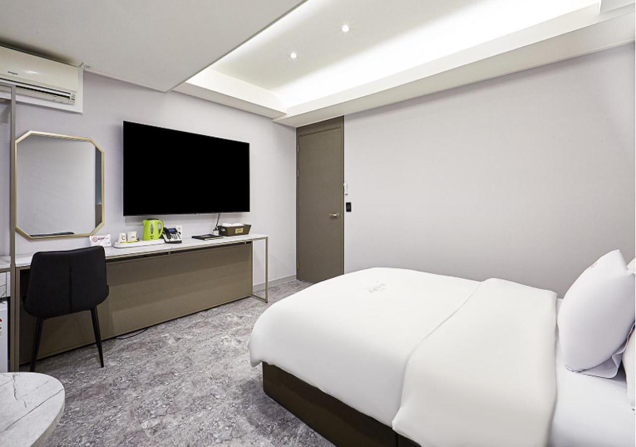 Regency Hotel Seongnam Exterior photo