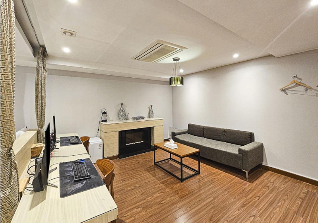 Regency Hotel Seongnam Exterior photo