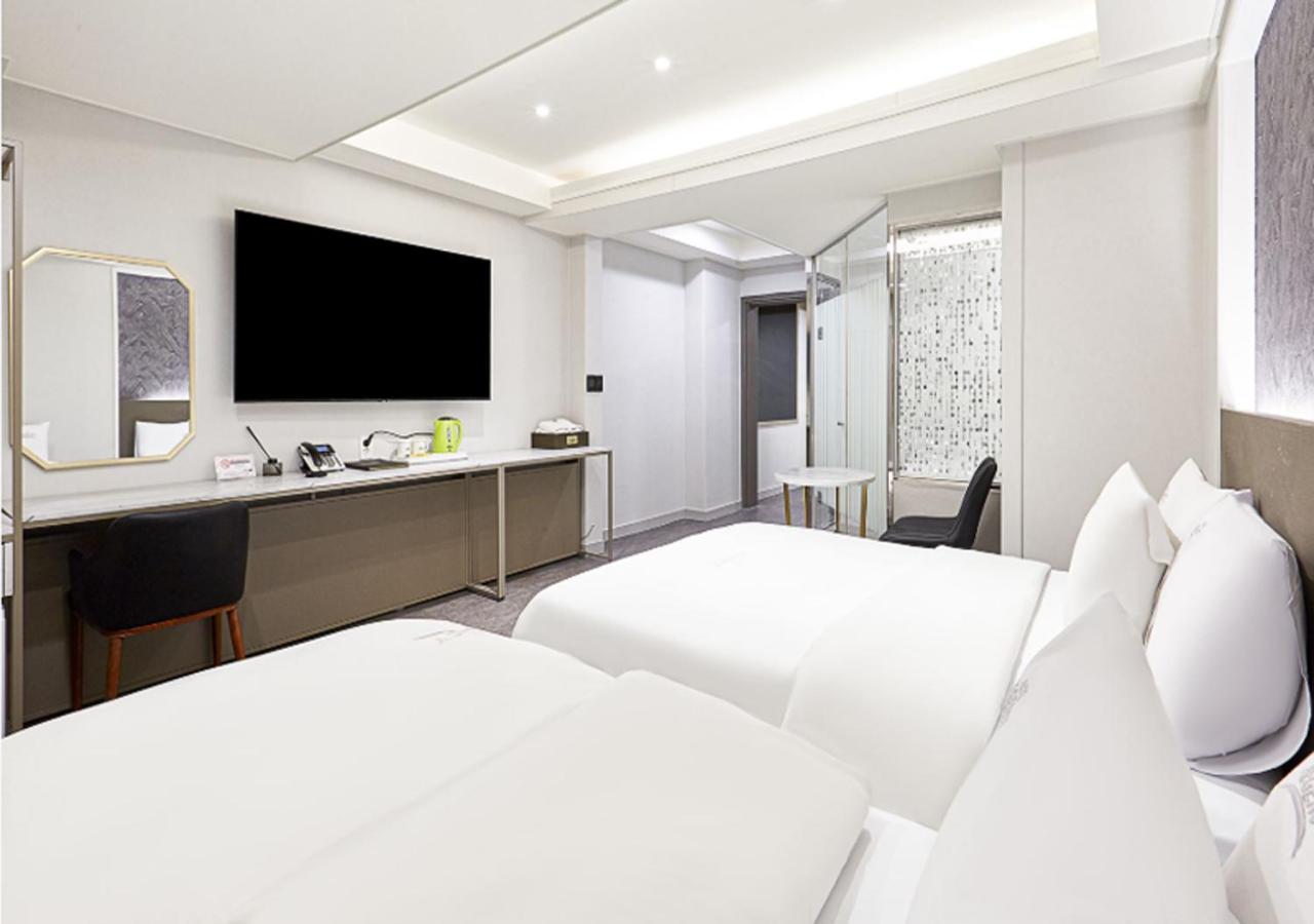 Regency Hotel Seongnam Exterior photo