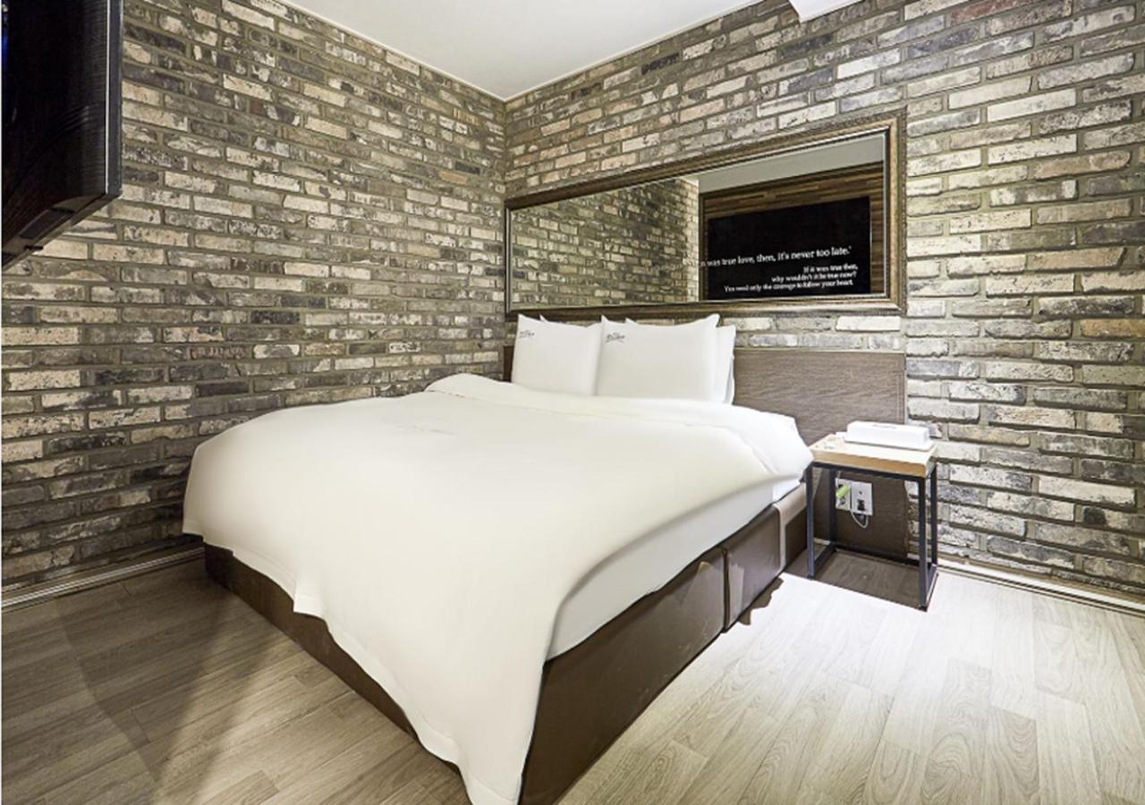 Regency Hotel Seongnam Exterior photo