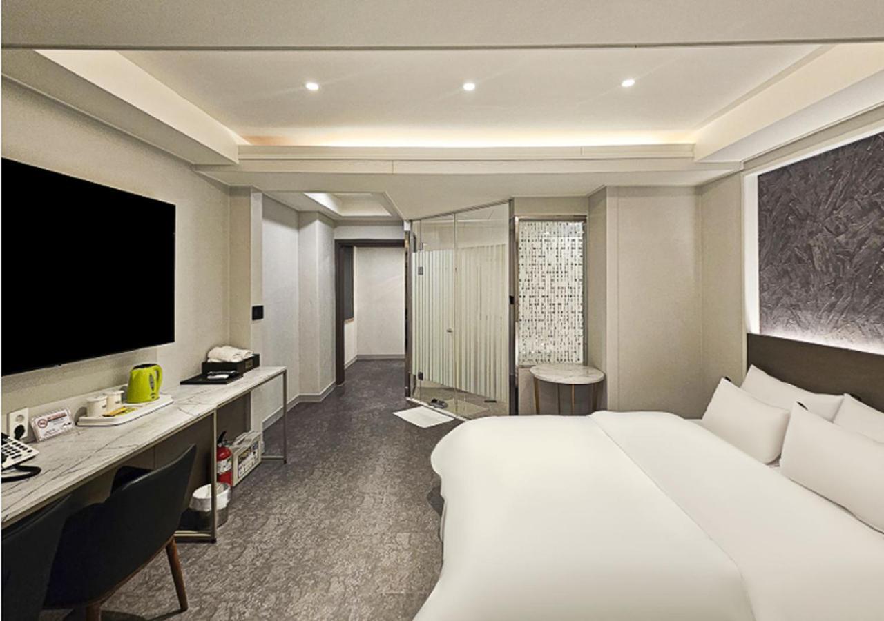 Regency Hotel Seongnam Exterior photo