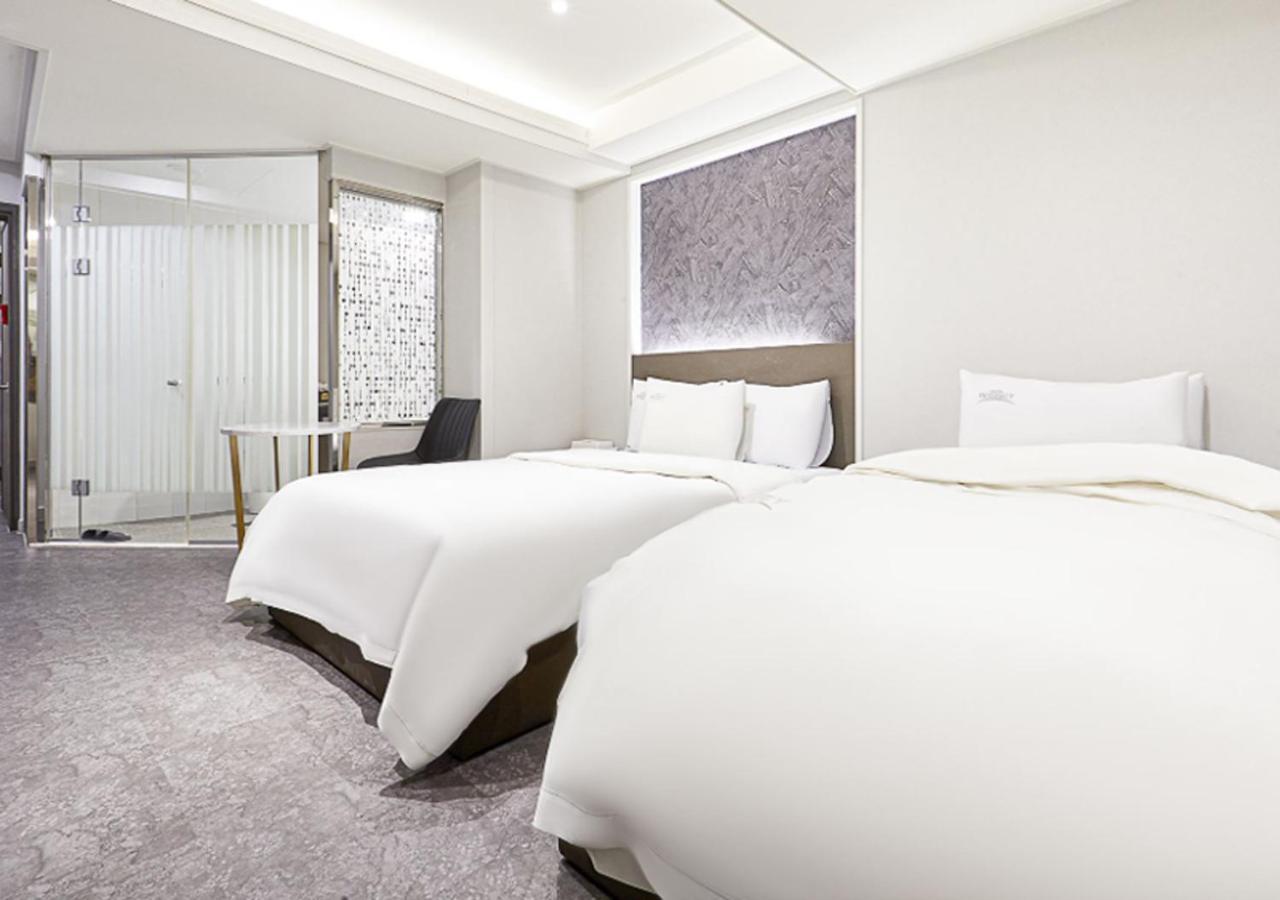 Regency Hotel Seongnam Exterior photo