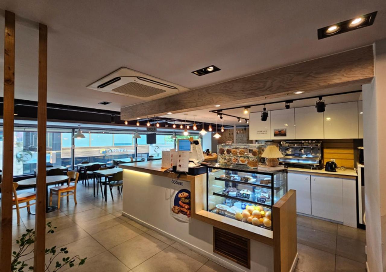 Regency Hotel Seongnam Exterior photo